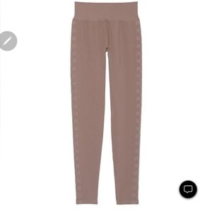 BNWT Victoria secret leggings